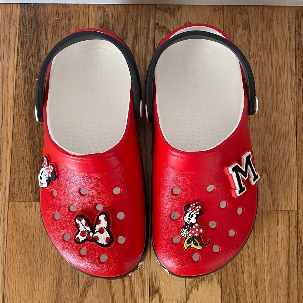 Crocs Minnie Mouse Red Girls Size 12 - Picture 2 of 3